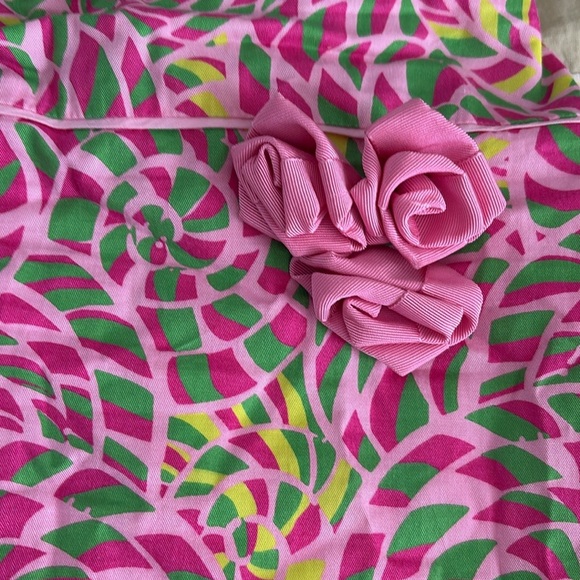 Lilly Pulitzer Pink and Green Swirl Mini Skirt - girls size 10 - Picture 2 of 5